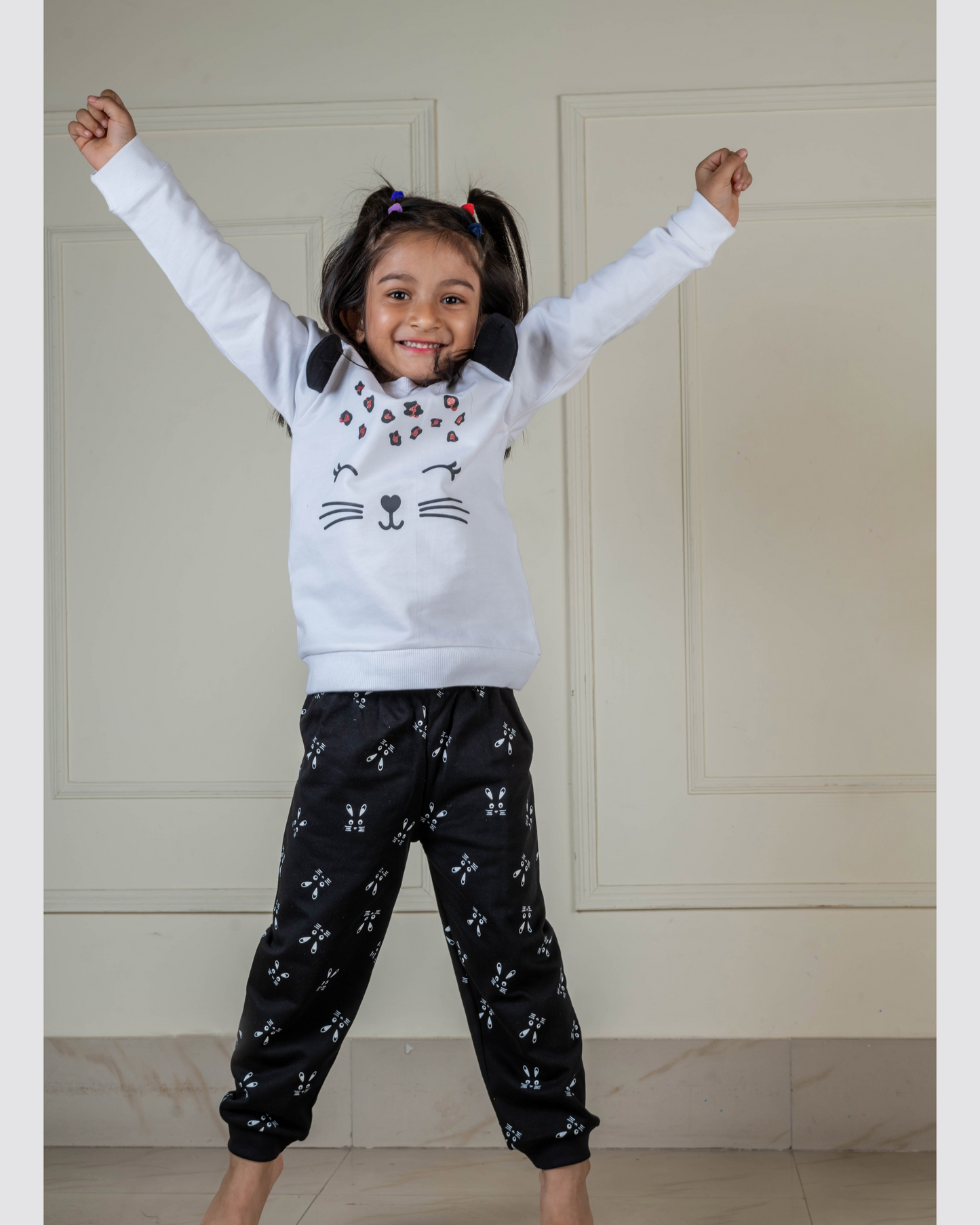 Cat Print Sweat Shirt with Joggers