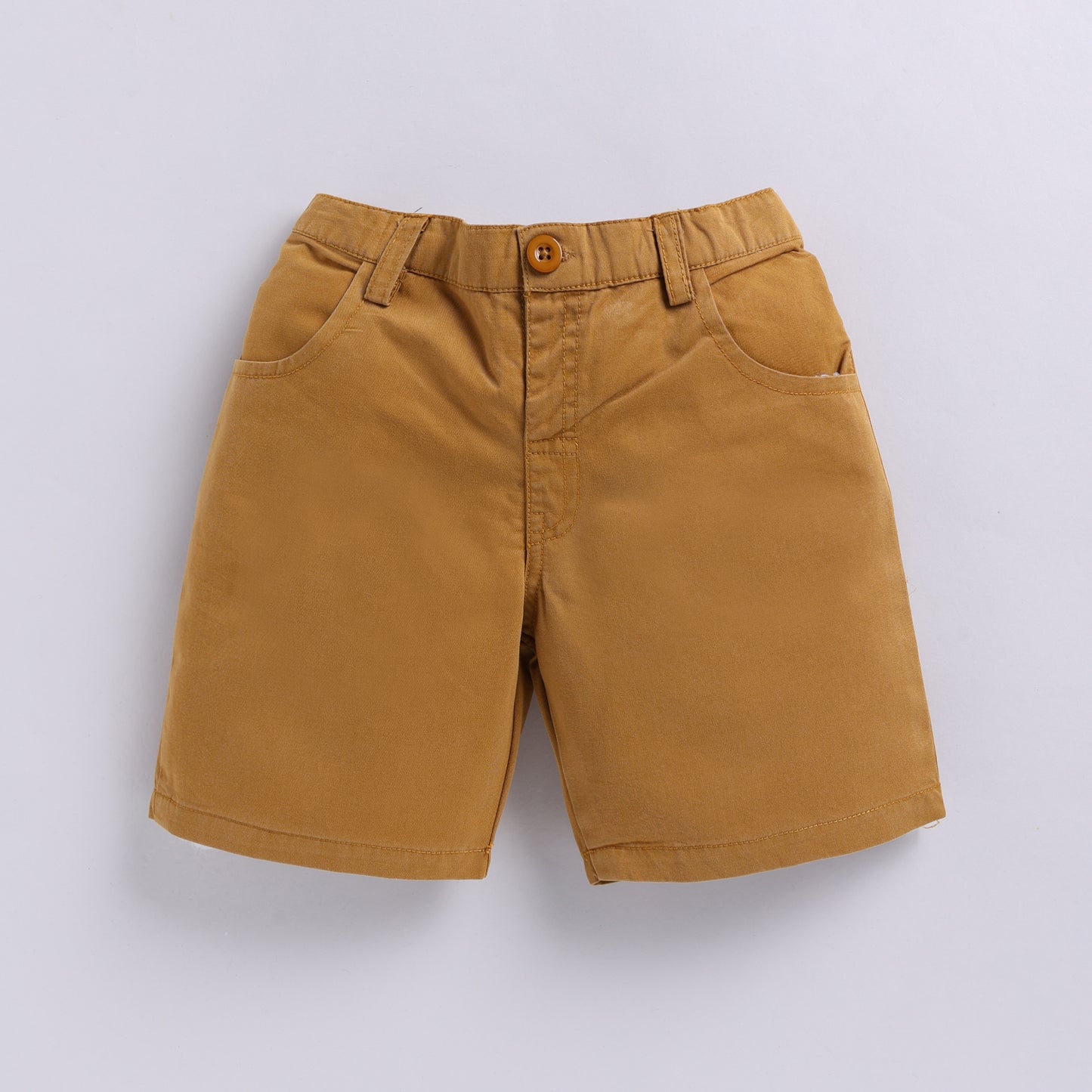 Leaf print shirt with solid shorts