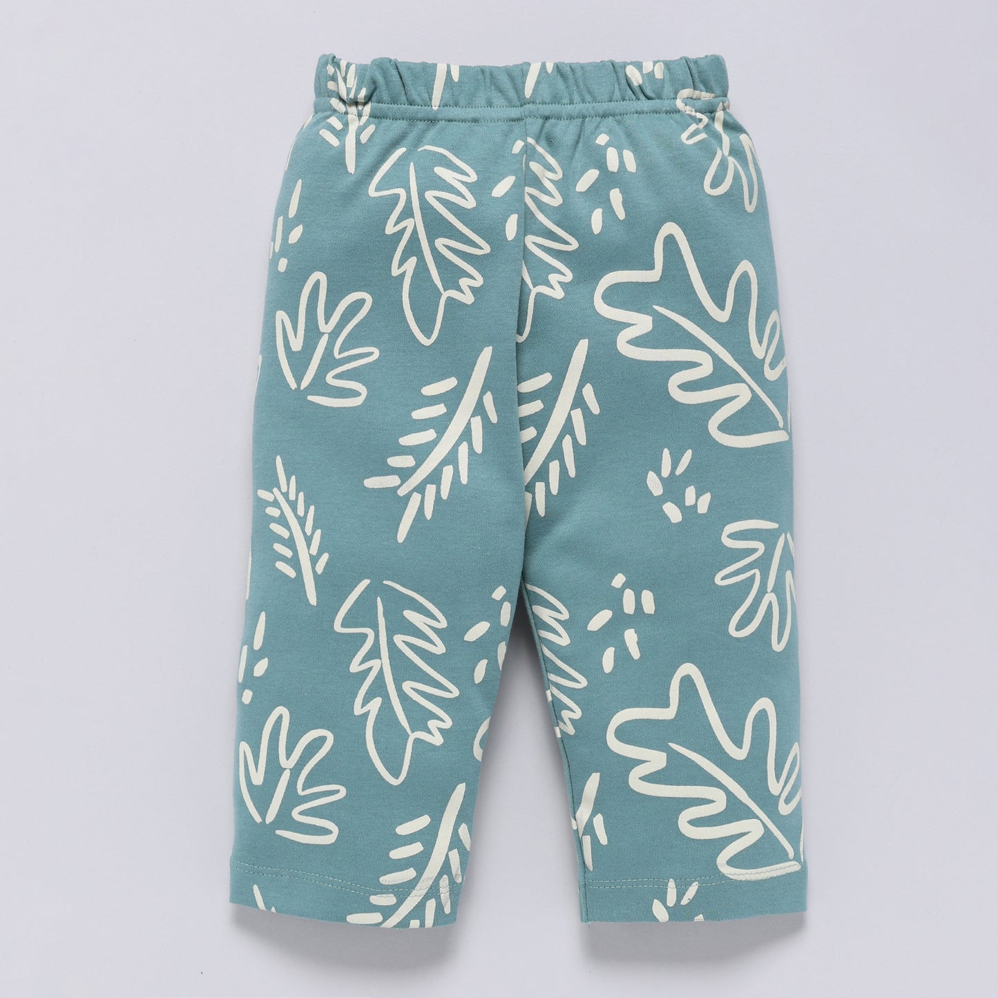 Leaf Print Front-Open Collar Nightsuit