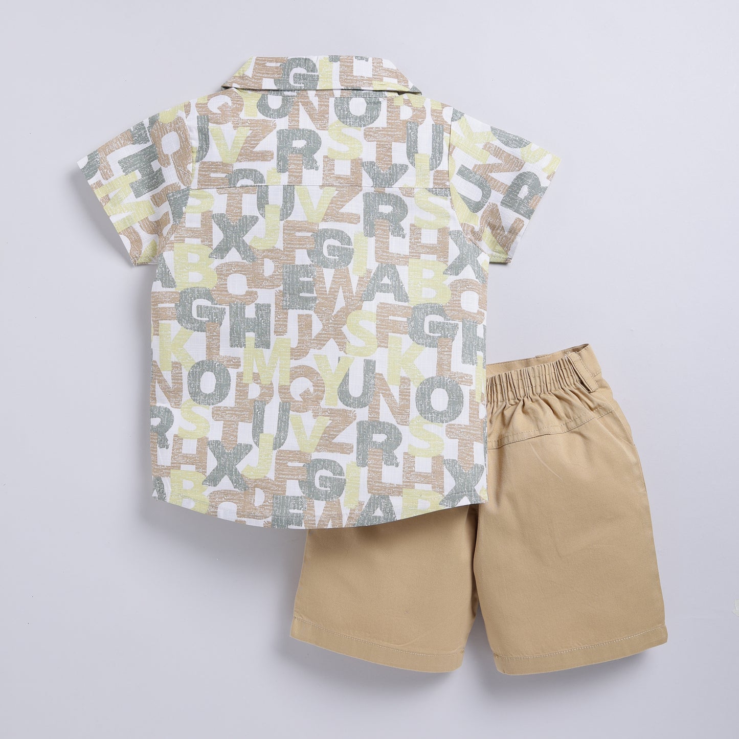 Trendy alphabet print shirt with solid cotton shorts - Beige
