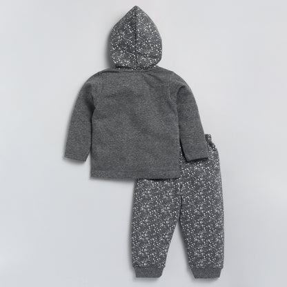 Giraffe Print Hooded Sweat Shirt with Joggers