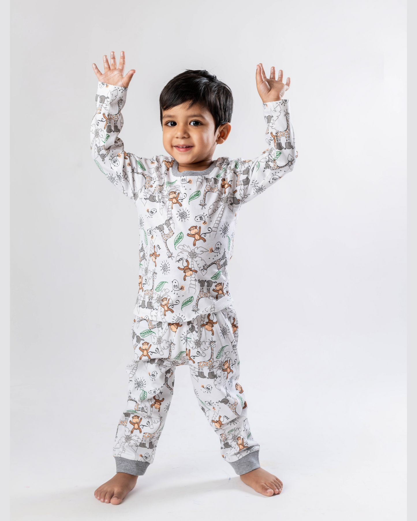 Animals Print Full-Sleeves Nightsuit