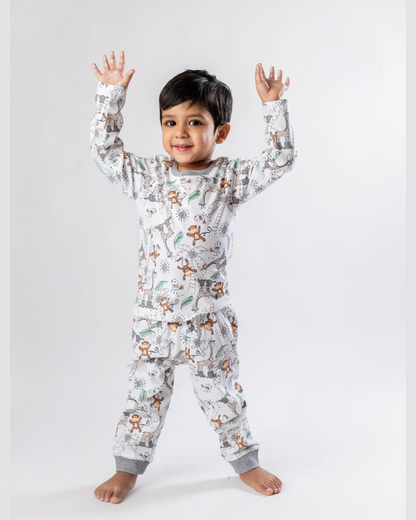 Animals Print Full-Sleeves Nightsuit