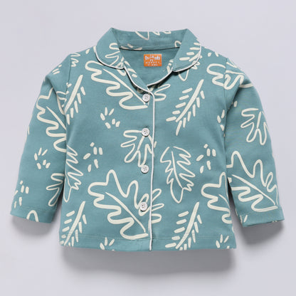 Leaf Print Front-Open Collar Nightsuit